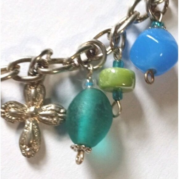 Vintage Art Glass Christian Symbols Charm Bracelet Silver Tone Chain Beads - Picture 13 of 14